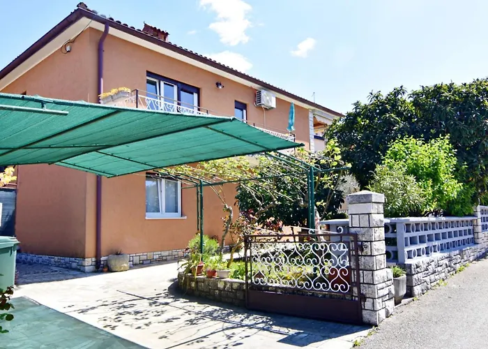 Alex 4 By Interhome *