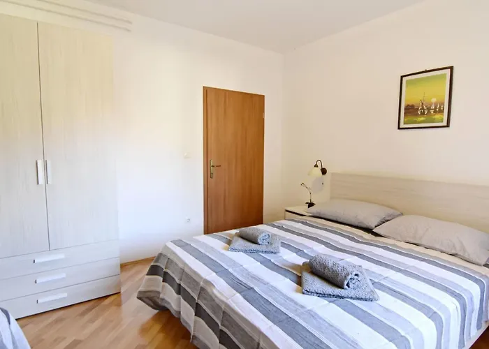 Alex 4 By Interhome Apartman Umag