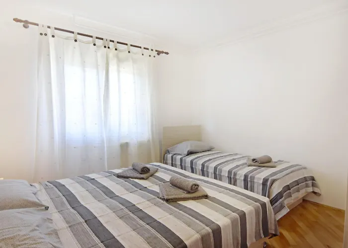 Alex 4 By Interhome Apartment