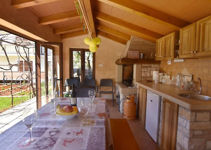 Alex 4 By Interhome Apartman Umag